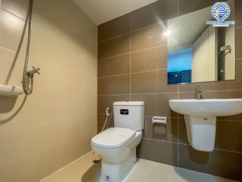 *****ทาวน์เฮ้าส์มือสองย่านกรุงเทพมหานคร ม.เดอะคอนเนค31 ดอนเมือง-เทิดราชัน เนื้อที่มากถึง 21 ตร.ว. ฟังก์ชัน 3 ห้องนอน 2 ห้องน้ำ 2 ที่จอดรถ บ้านใหม่ ทำเลน่าอยู่ ใกล้สนามบินดอนเมือง, รถไฟฟ้าสายสีแดง "สถานีดอนเมือง" และทางด่วน "อุตรภิมุข" ในราคาสุดคุ้ม!